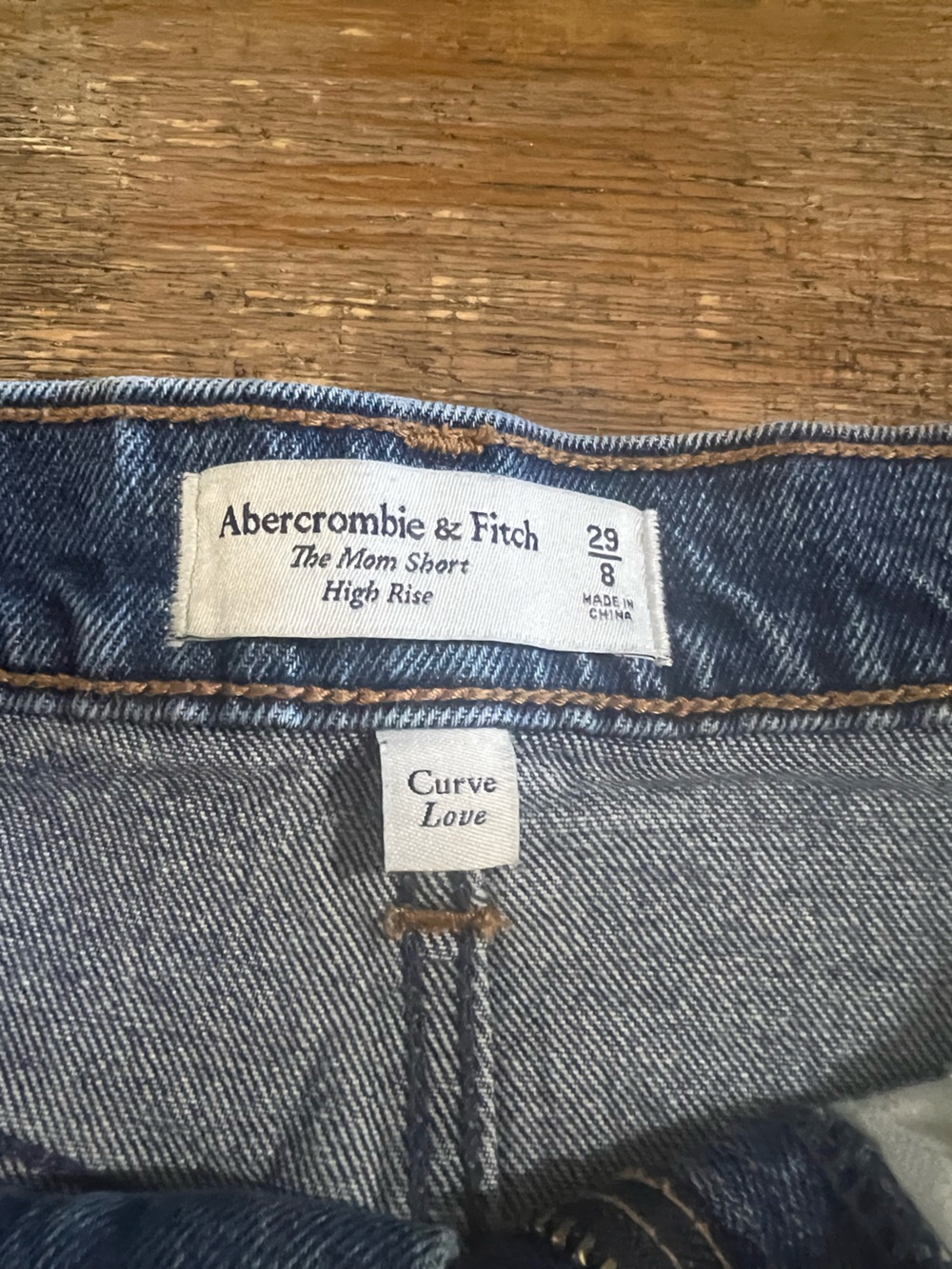 Abercrombie & Fitch High-Rise Mom Shorts in Medium Blue Denim